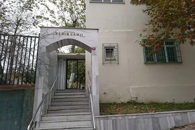 Bedir Cami kapak fotoğrafı