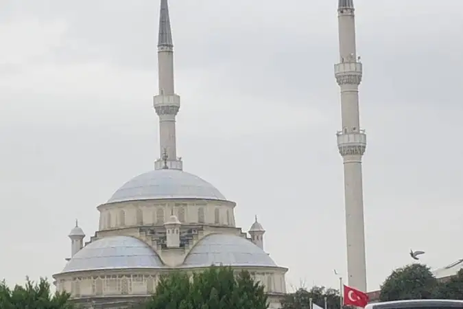 Çağlayan Çarşı Cami kapak fotoğrafı
