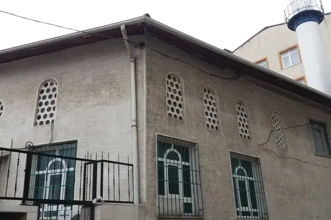 Çeliktepe Yeniyol Orta Cami kapak fotoğrafı