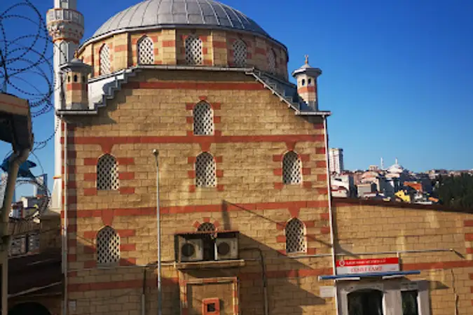 Harmantepe Cemre Cami kapak fotoğrafı