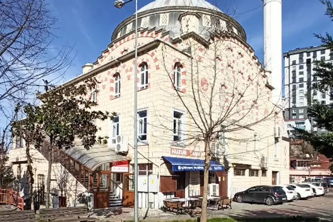 Huzur Cami kapak fotoğrafı