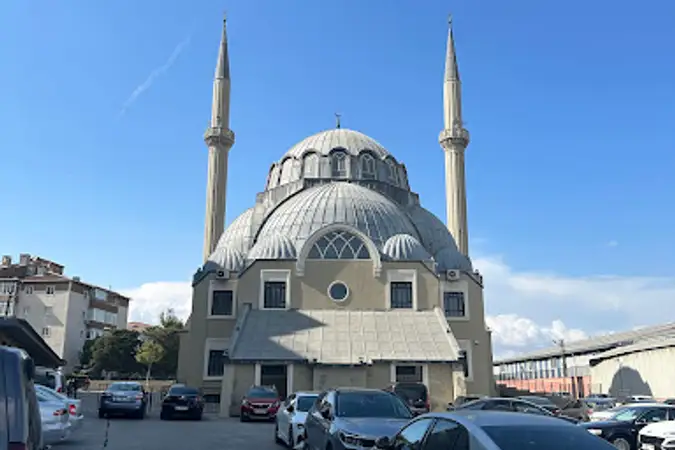 İhramcızade İsmail Hakkı Toprak Efendi Camii kapak fotoğrafı