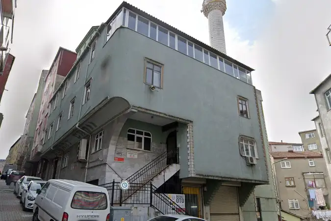 Okmeydanı Berat Cami kapak fotoğrafı
