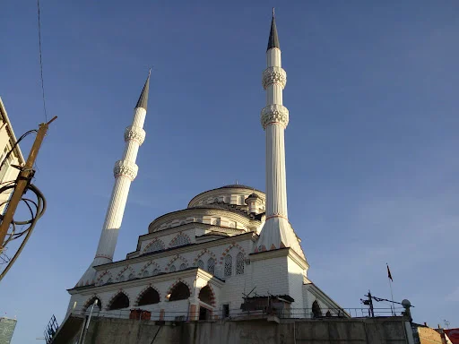 Yahya Kemal Cami kapak fotoğrafı