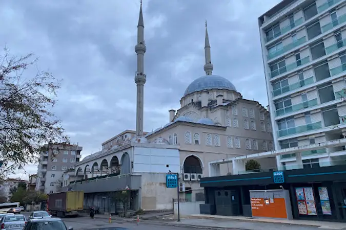 Atalar Merkez Cami kapak fotoğrafı