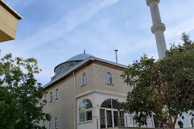Esentepe Kültür Fazilet Cami kapak fotoğrafı