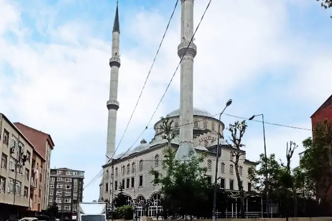 Bağlar Beyazıt Cami kapak fotoğrafı
