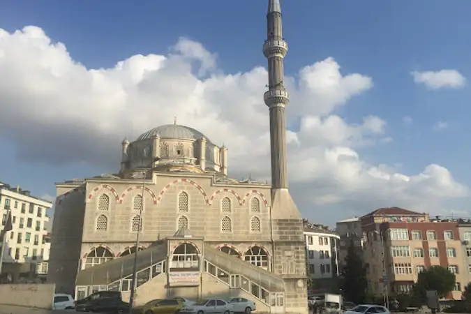 Halkalı Gültepe Cami kapak fotoğrafı