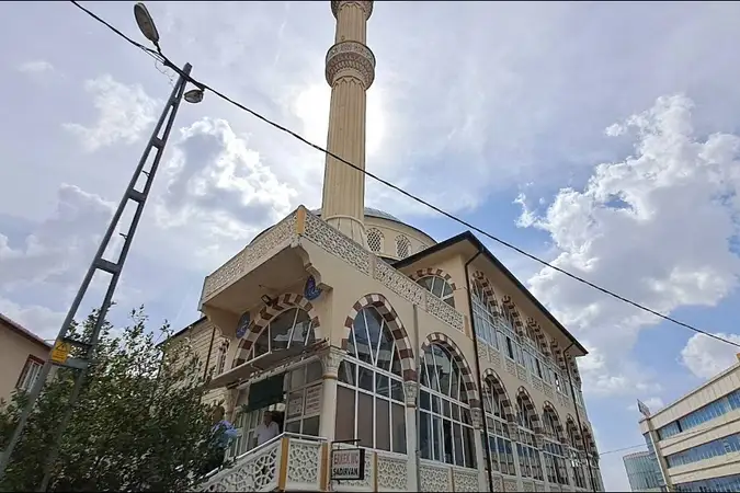 Halkalı Merkez Cami kapak fotoğrafı
