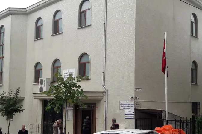 Sarayaltı Arafat Cami kapak fotoğrafı