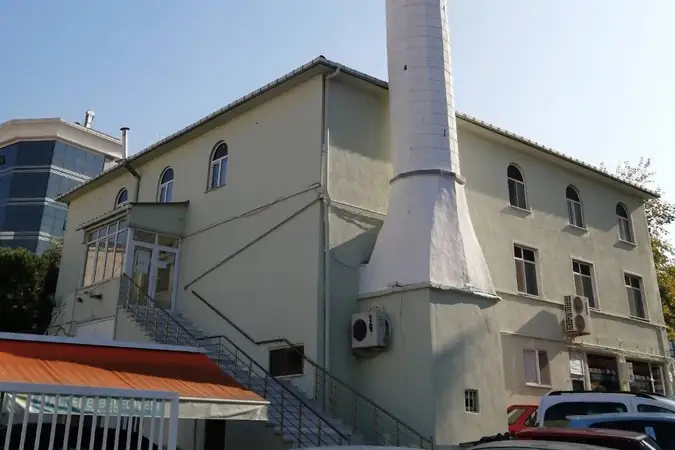Yeşil Cami kapak fotoğrafı