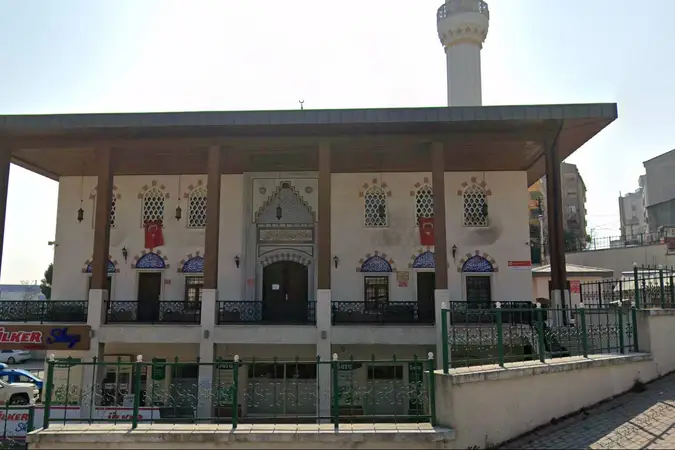 Beşler A.Ş. Mahmut Bayram Cami kapak fotoğrafı