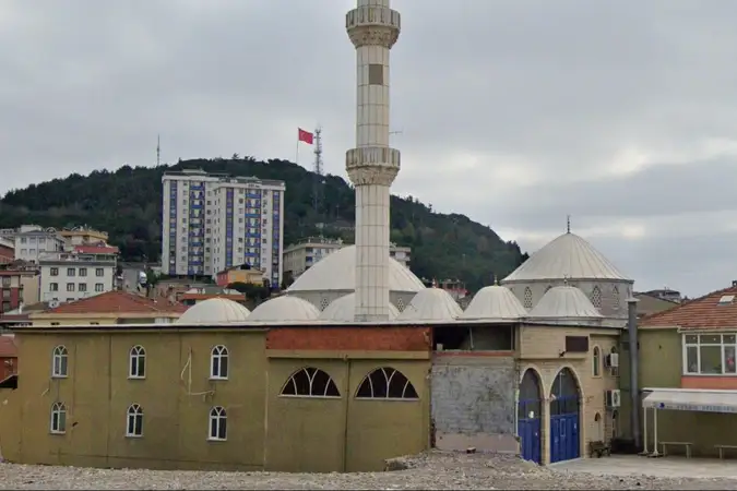 Dolayoba Ulu Cami kapak fotoğrafı