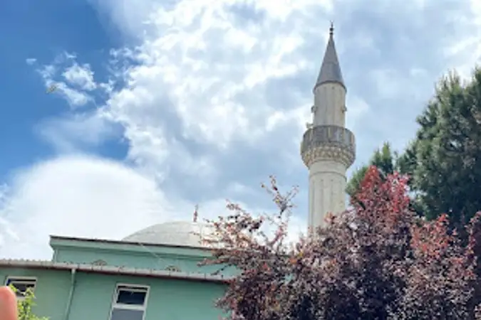 Esenyalı Merkez Cami kapak fotoğrafı