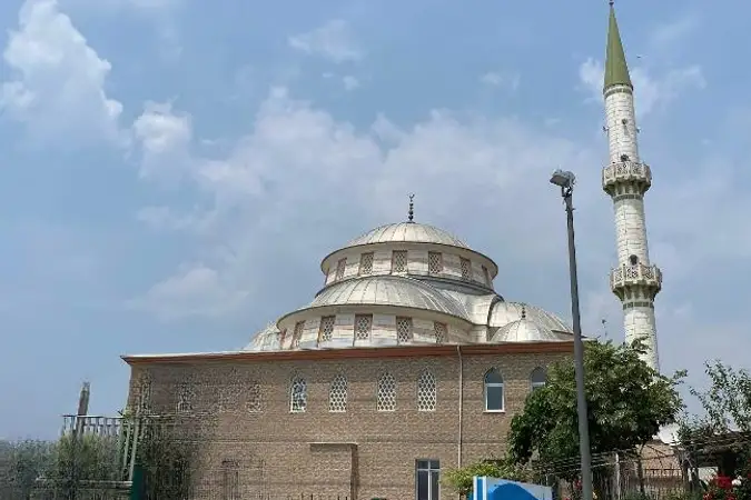 Esenyalı Veysel Karani Cami kapak fotoğrafı
