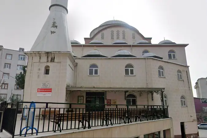 Güzelyalı Mimar Sinan Cami kapak fotoğrafı