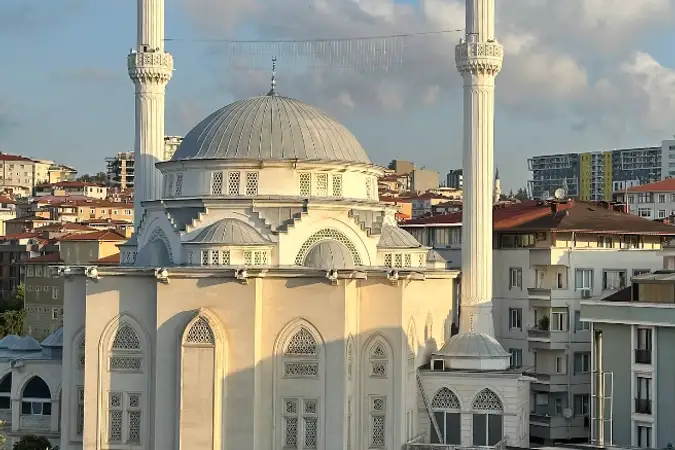 Hacı Arif Kut Cami kapak fotoğrafı