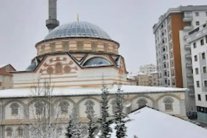 Kavakpınar Yeşil Cami kapak fotoğrafı