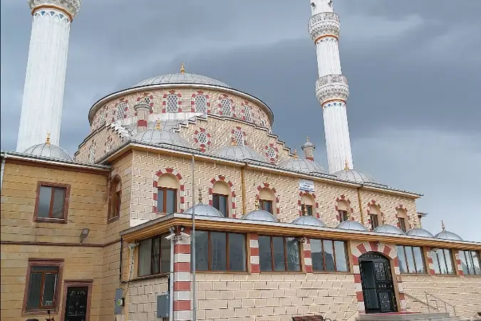 Lokman Hekim Cami kapak fotoğrafı