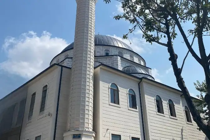 Medine Cami kapak fotoğrafı