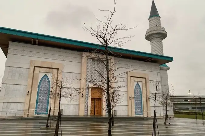 Sabiha Gökçen Havalimani Cami kapak fotoğrafı