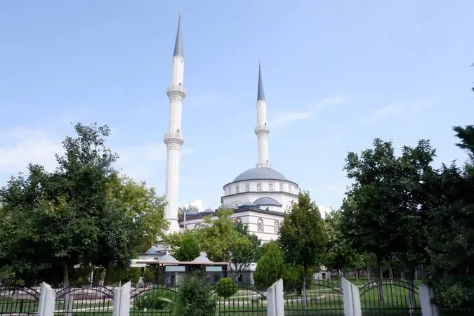 Sahil Cami kapak fotoğrafı