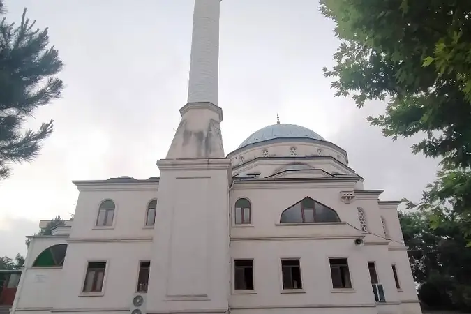 Yenidoğan Hacı Hakkı Saruhan Cami kapak fotoğrafı