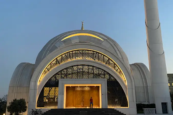 İstanbul Teknik Universitesi Abdulhakim Sancak Cami kapak fotoğrafı