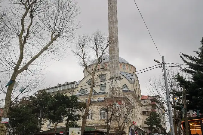 Medineli Hacı Osman Cami kapak fotoğrafı