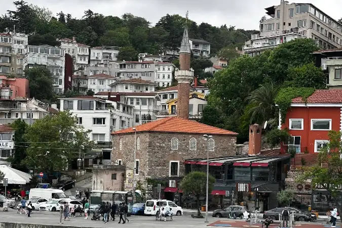 Rumeli Hisarı Ali Pertek Cami kapak fotoğrafı