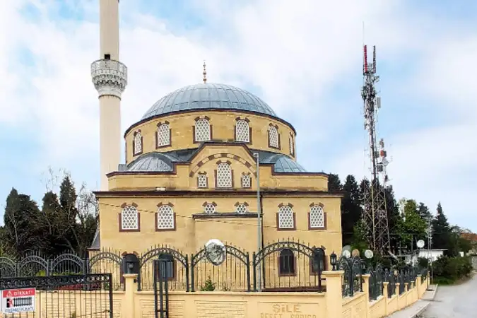 Refer Sarıca Cami kapak fotoğrafı