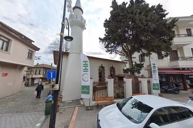 Yeni Cami kapak fotoğrafı