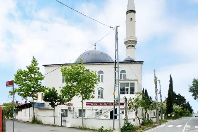 Alipaşa Mahallesi Semiz Kumlar Cami kapak fotoğrafı