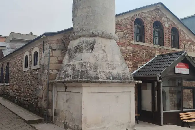 Tarihi Ortaköy Cami kapak fotoğrafı