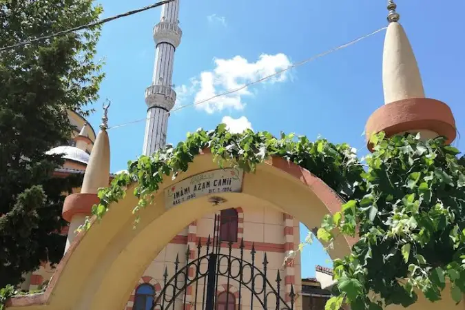 İmam-ı Azam Gül Cami kapak fotoğrafı