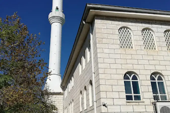 Şehitler Cami kapak fotoğrafı