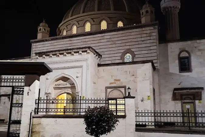Avizeciler Cami kapak fotoğrafı