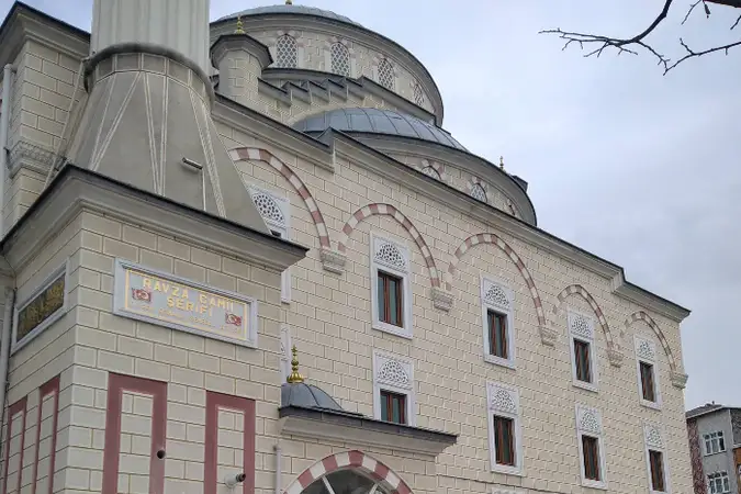 Ravza Cami kapak fotoğrafı