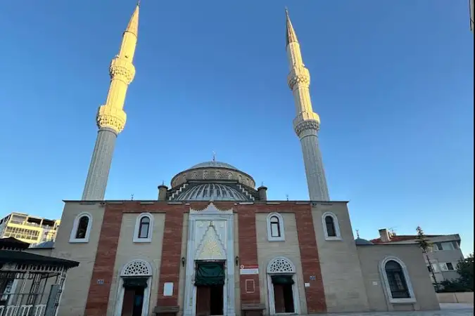 Evliya Çelebi Cami kapak fotoğrafı