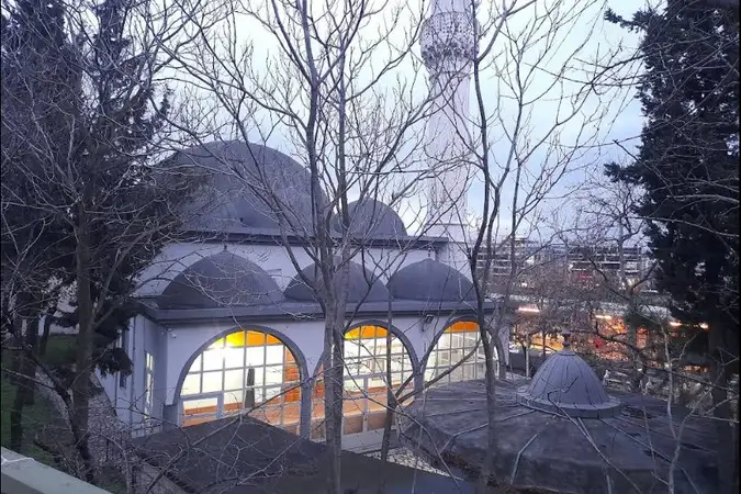 İçmeler İstasyon Cami kapak fotoğrafı