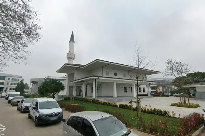 İstanbul Deri Osb Yan Sanayi Cami kapak fotoğrafı
