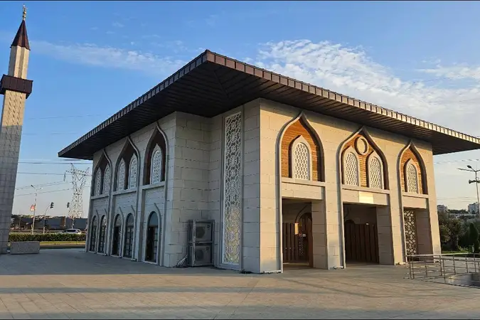 Melek Çökmez Cami kapak fotoğrafı
