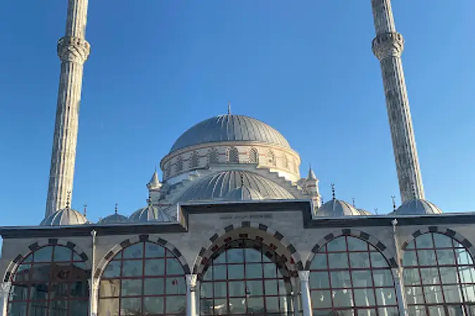 Mimarsinan Yavuz Selim Cami kapak fotoğrafı