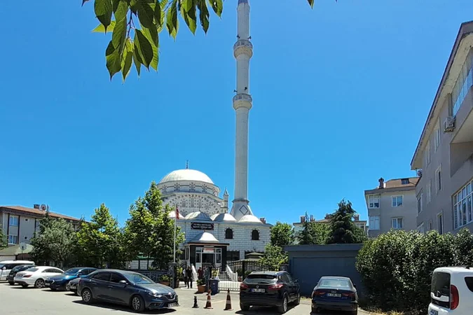 Zeytinlik Yavuzhan Cami kapak fotoğrafı