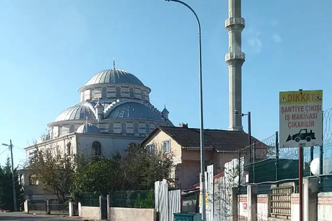Hacı Nazım Efendi Cami kapak fotoğrafı