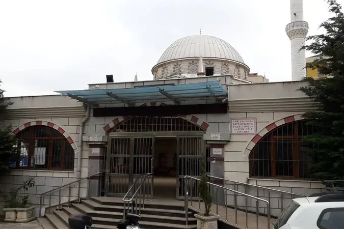 Hz. Ebubekir Cami kapak fotoğrafı