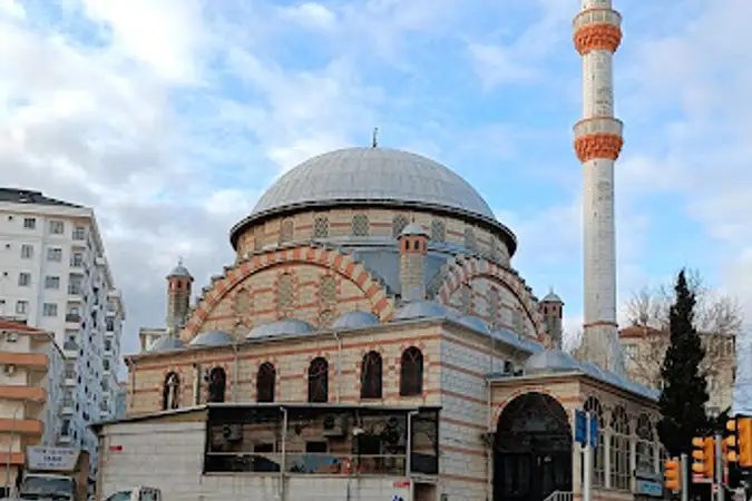 İmam-ı Azam Camii kapak fotoğrafı