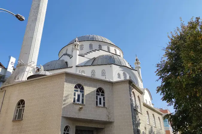 Riza Hatun Cami kapak fotoğrafı