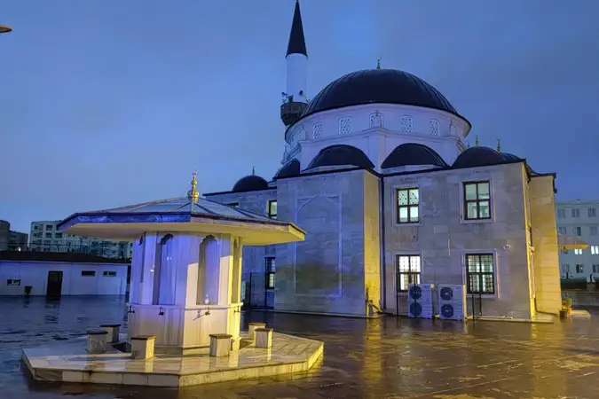 Şehit Selçuk Paker Cami kapak fotoğrafı