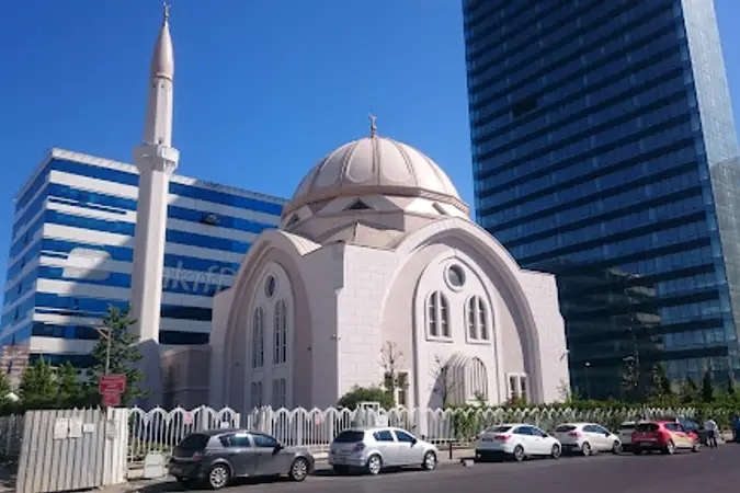 Ümraniye Bereket Cami kapak fotoğrafı